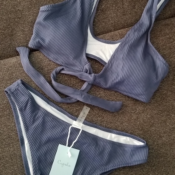 #14 ๐๏ธ๐๏ธ๐NEW TIE FRONT RUCHED BOTTOM BIKINI - Picture 3 of 6